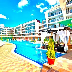 ** Hotel apartamentowy Grand Kamelia Bułgaria