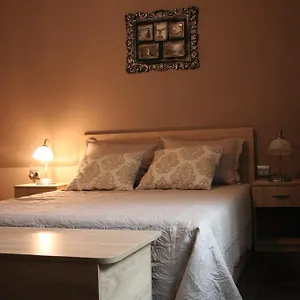Yavor Apartment